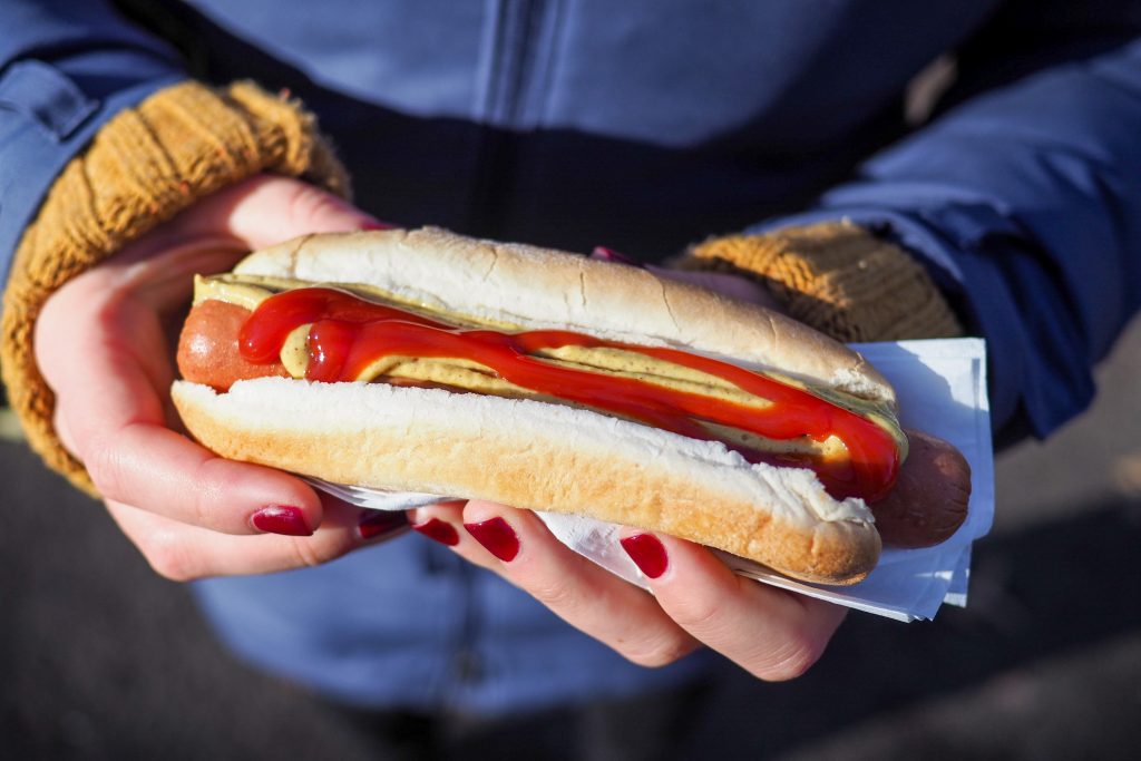Can Dogs Safely Consume Hot Dogs