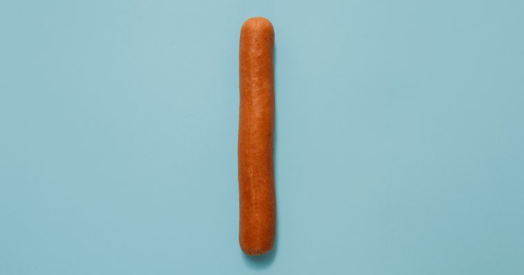 Can Dogs Safely Consume Hot Dogs